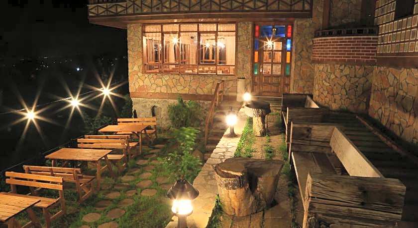 Kaf Dağı Konak Hotel