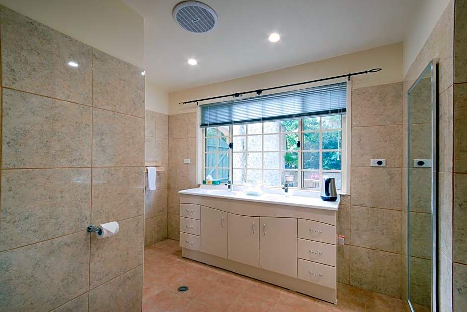 Riverview Boutique Motel