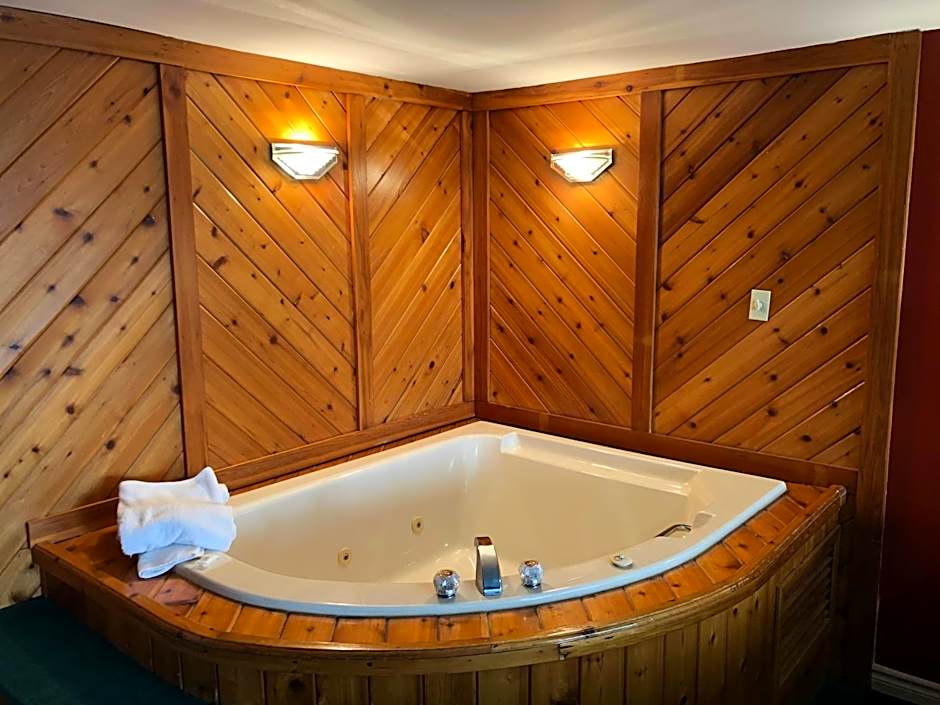 Knights Inn - Huntsville, ON