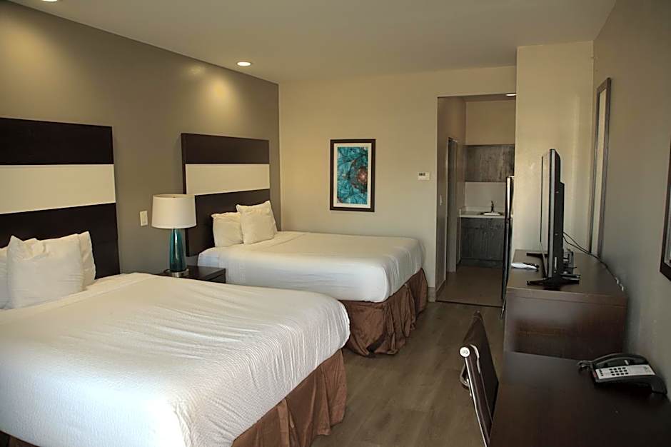 Days Inn & Suites by Wyndham Katy
