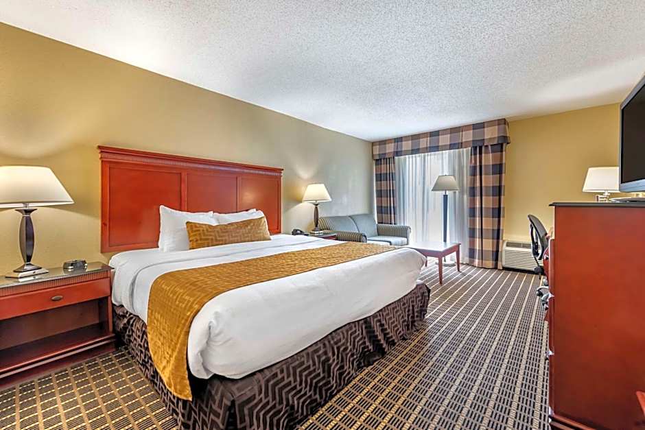 Best Western Plus Bridgeport Inn