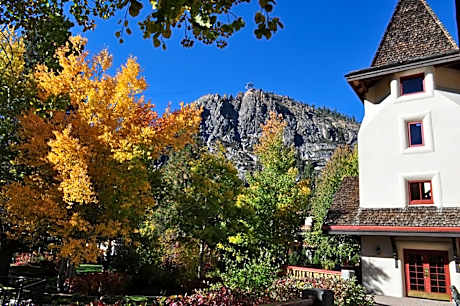 GetAways at Olympic Village Inn