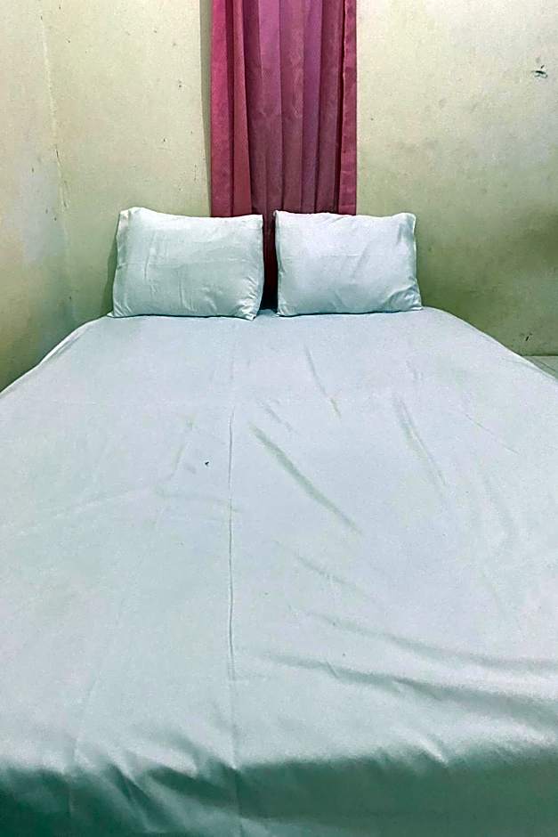 OYO Life 93259 Kos Kurnia