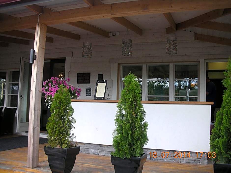 Majatalo & Ravintola Villa Emilia