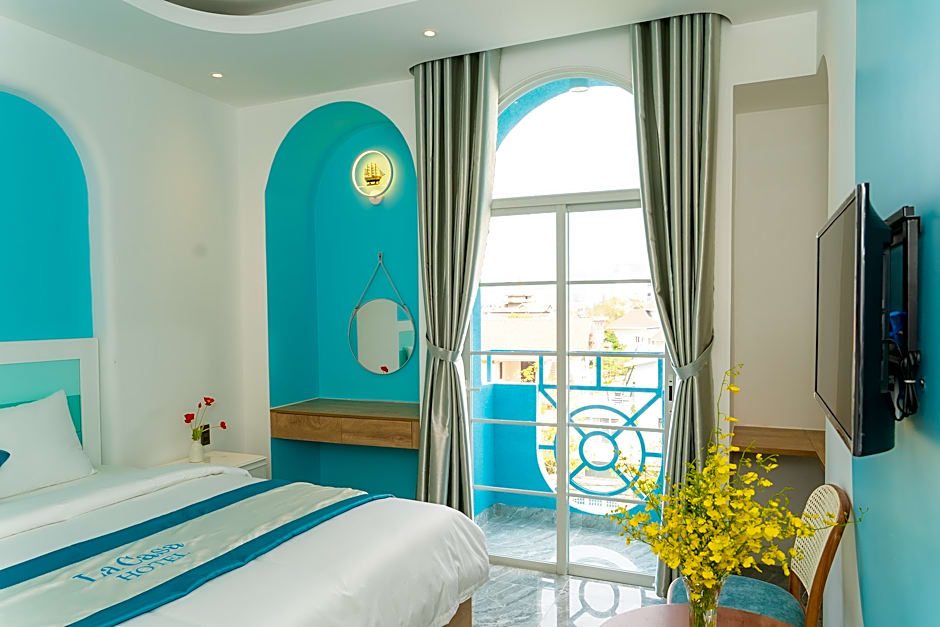 La Casa Hotel