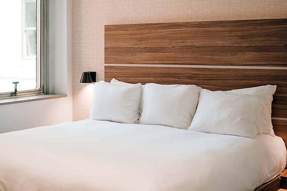 Photo 1 of 1 of 1 King Bed and 1 Double Bed