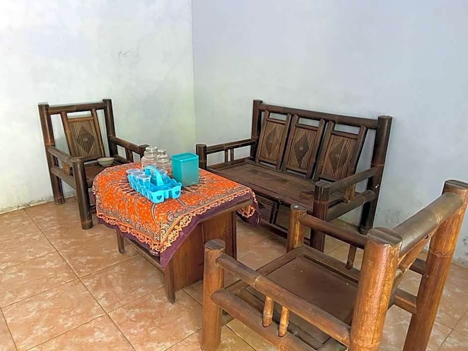 Hotel O Villa Cemara Syariah