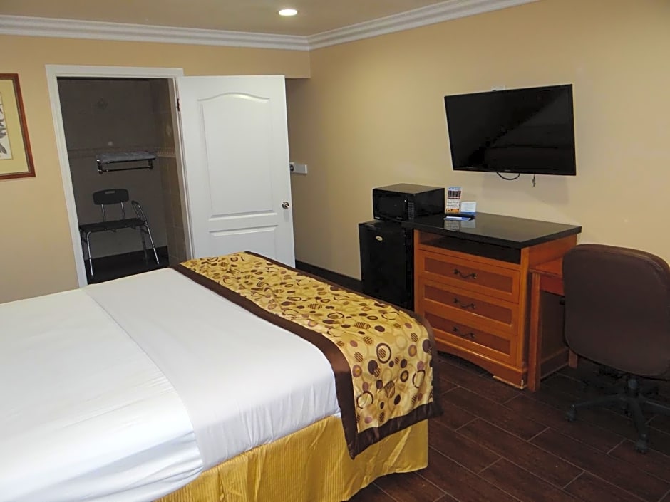Rodeway Inn Cypress