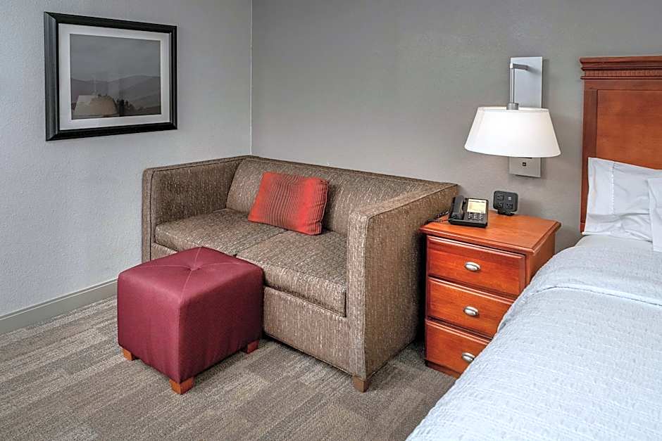 Hampton Inn By Hilton Charleston/Downtown/Civic Center