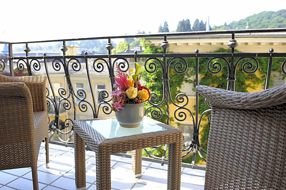 HELIOPARK Bad Hotel Zum Hirsch