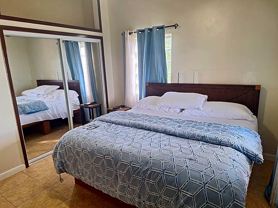 Sunset Gardens Guesthouse