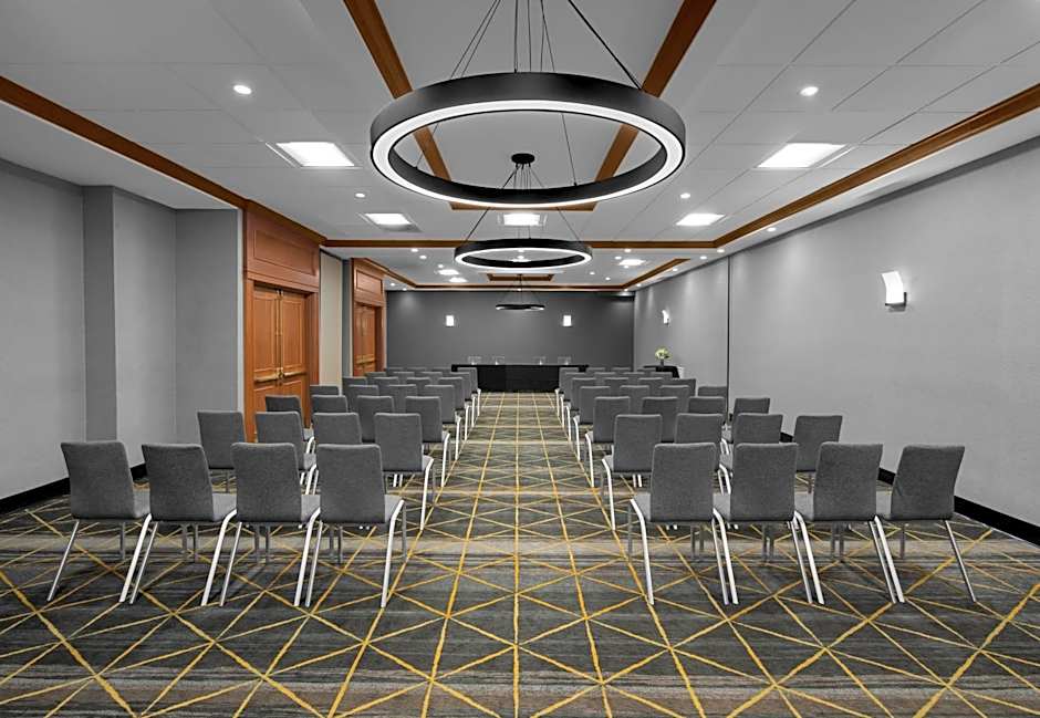Holiday Inn Hasbrouck Heights-Meadowlands By IHG