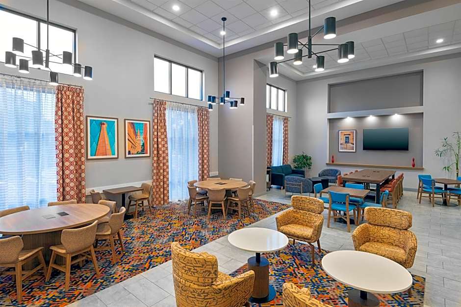 Hampton Inn & Suites Springfield Downtown