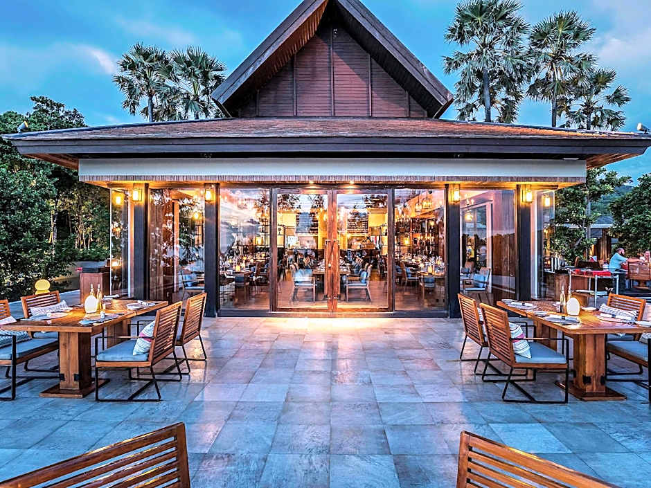 Pullman Phuket Arcadia Naithon Beach Resort