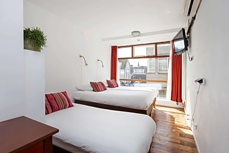 Triple Room with Three Single Beds