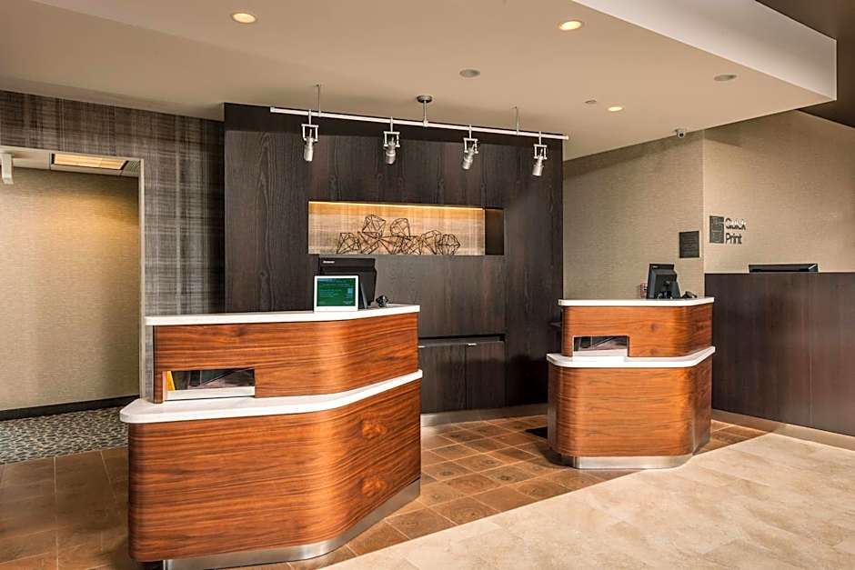 Courtyard by Marriott Boston Littleton