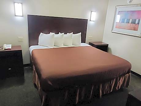 King Room - Non-Smoking
