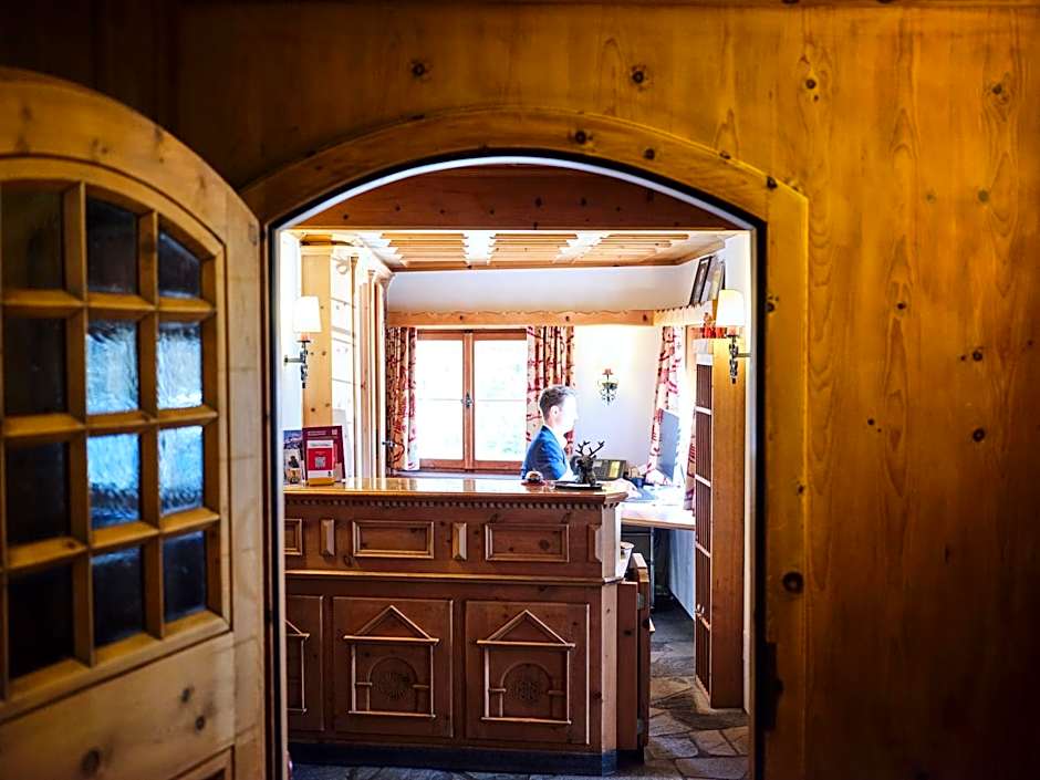 Hotel Chesa Grischuna