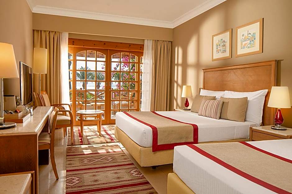 Steigenberger Hotel and Nelson Village