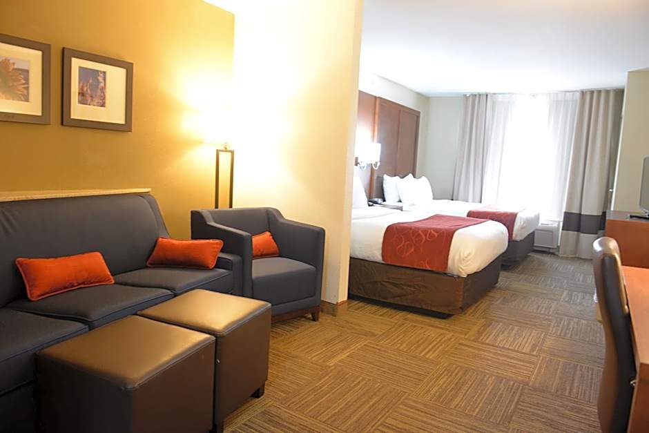 Comfort Suites Urbana Champaign, University Area