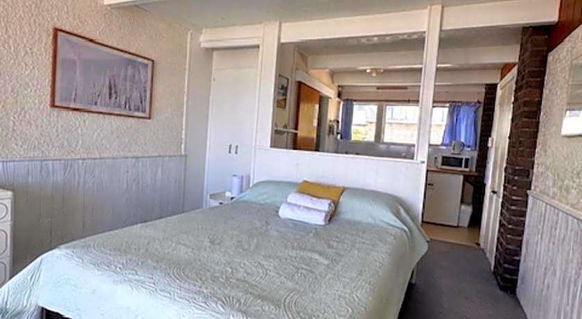 San Marino Motor Lodge