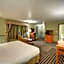 Colonial Motel and Spa