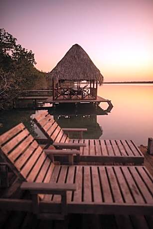 Laguna Bacalar Ichkiichpan