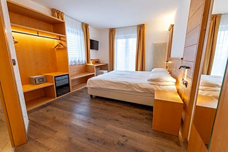 Double or Twin Room with View