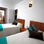 Villa Blanca Suites