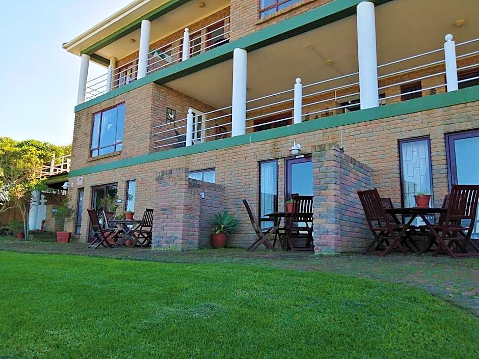 Amzee Bokmakierie Guest House