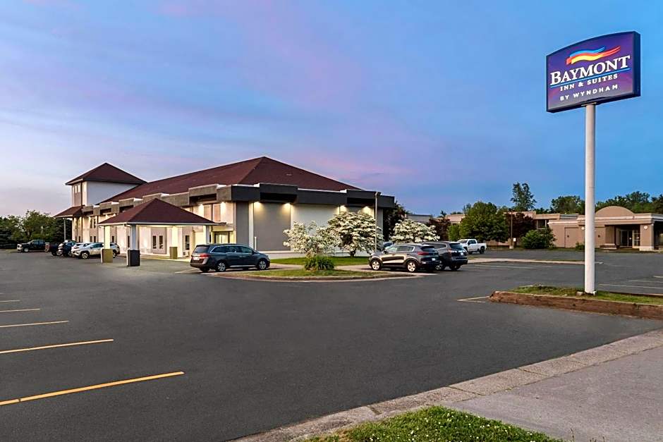 Baymont by Wyndham Batavia - Darien Lake