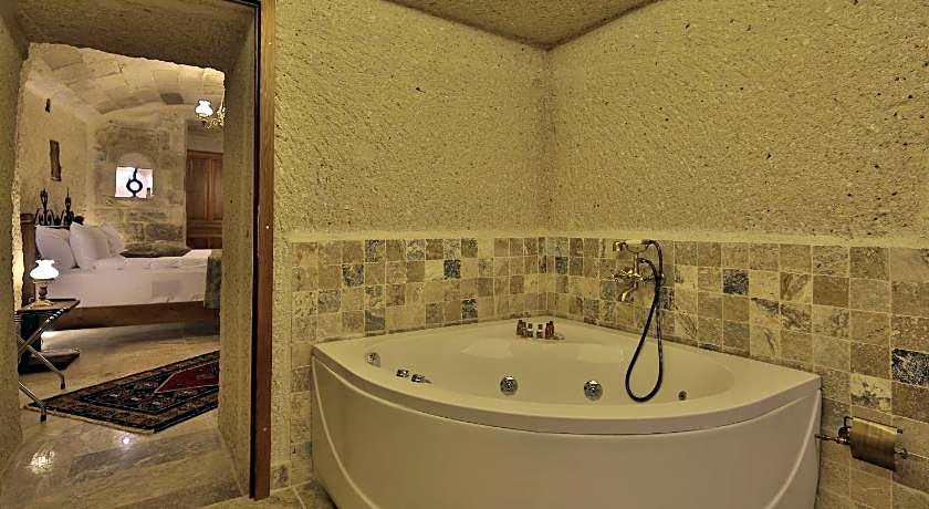 Aren Cave Hotel and Art Gallery