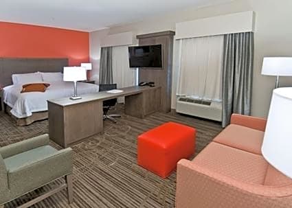 Hampton Inn & Suites Pensacola/I-10 Pine Forest Road