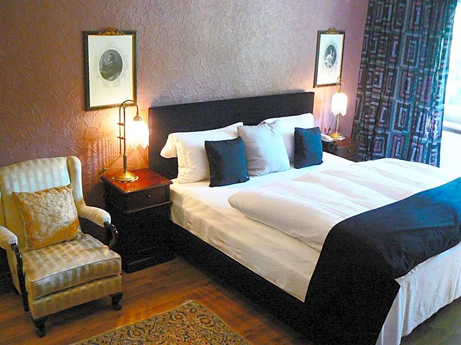 Waldhotel "Peter aufm Berge"