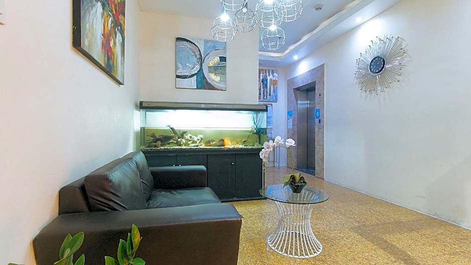 RedDoorz @ Melbourne Suites Makati