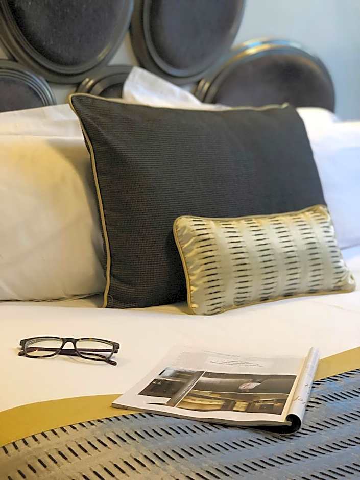 Hotel Lumen Paris Louvre