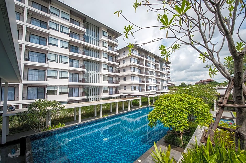 Burgundy Residence 304