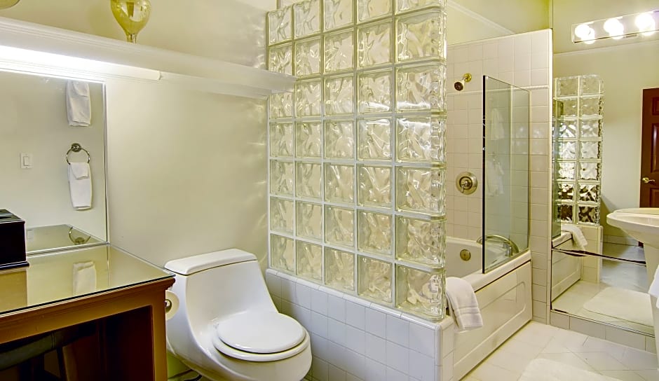 Babbling Brook Inn