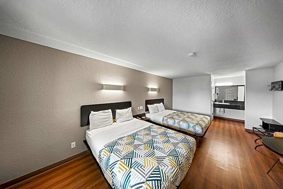 Motel 6-Moultrie, GA