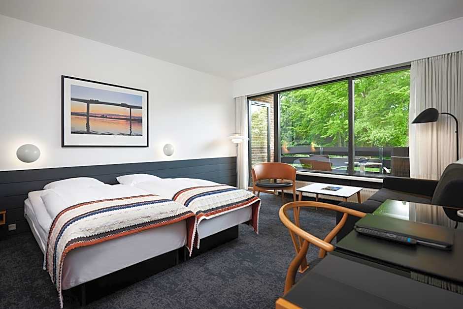 Photo 1 of 8 of 1 Double Bed or 2 Beds, Balcony