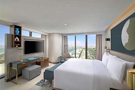Premier Three-Bedroom Suite with Sea View
