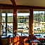Noyo Harbor Inn