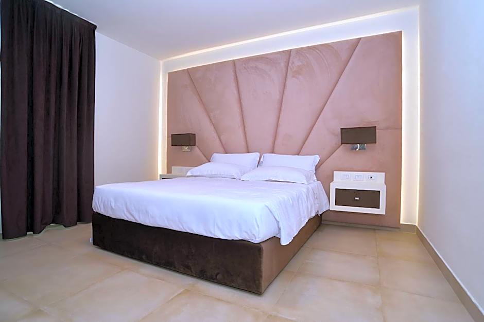 M2 Hotel