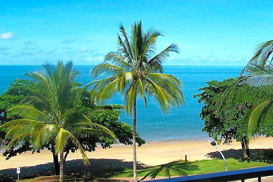 Beachfront Apartments on Trinity Beach