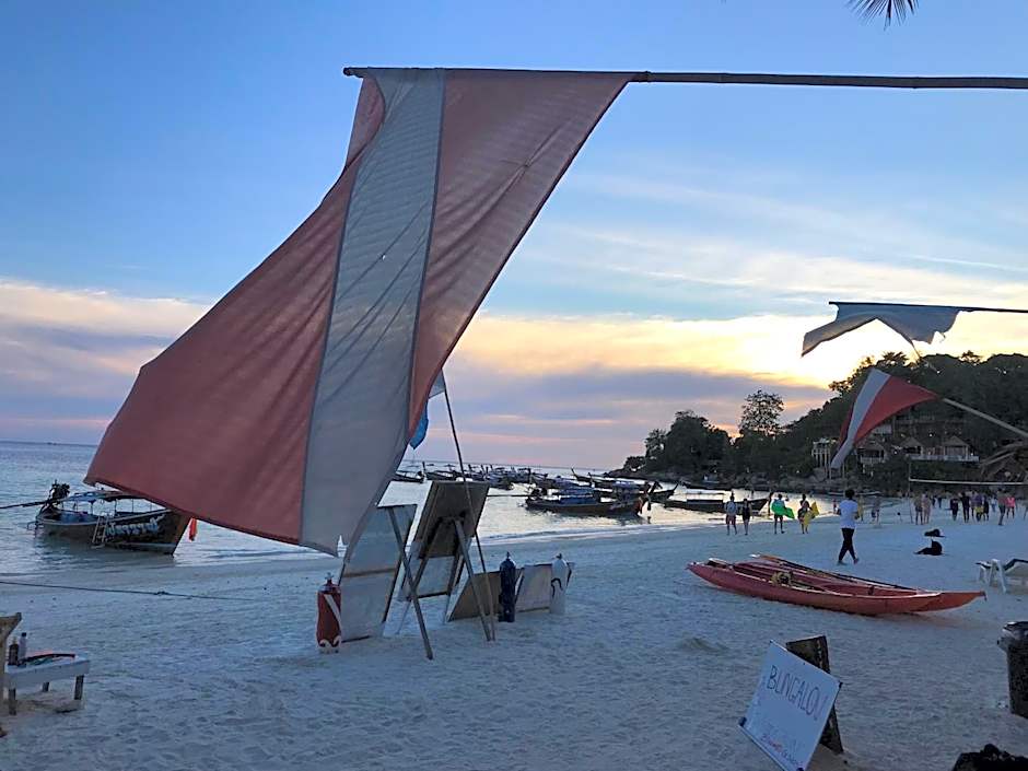 Forra Pattaya Sea View Bungalow