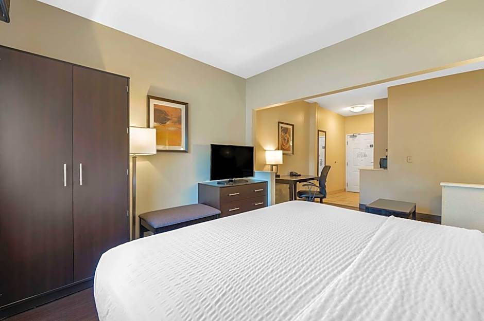 Best Western Hilliard Inn & Suites