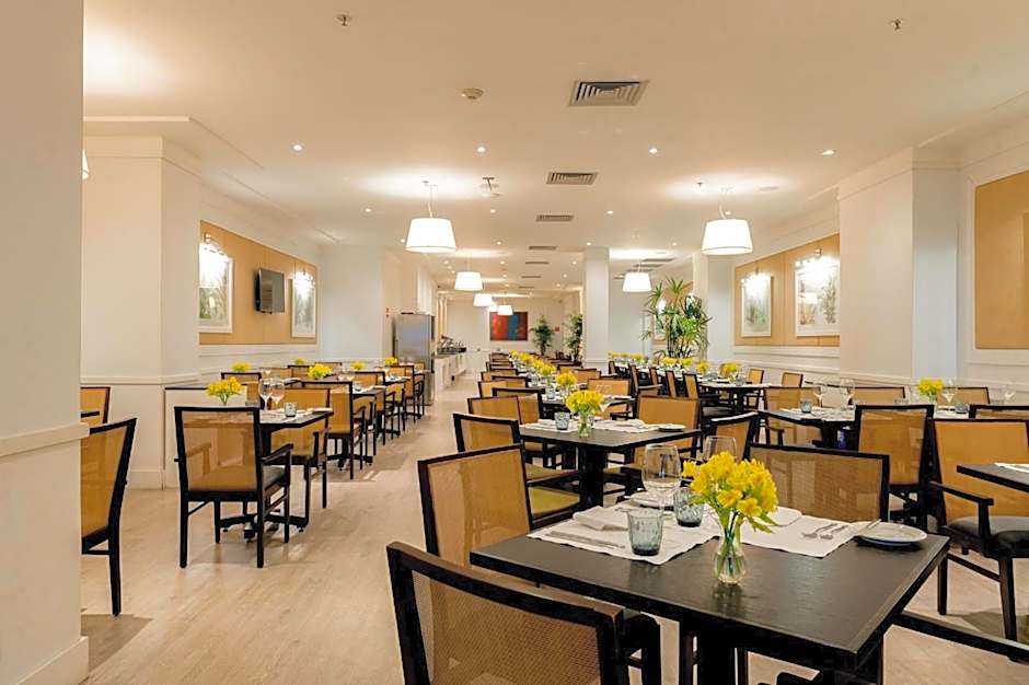 Windsor California Copacabana