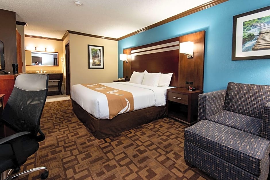 Quality Inn & Suites Quakertown-Allentown