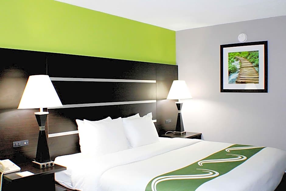 Quality Inn & Suites Bedford West