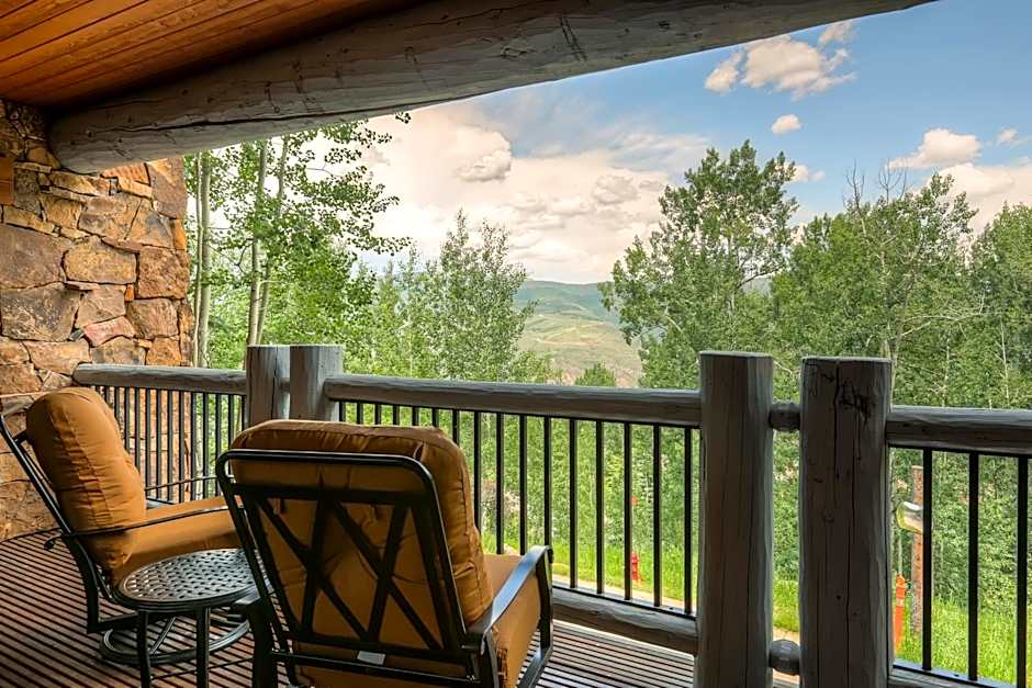 Bachelor Gulch Village